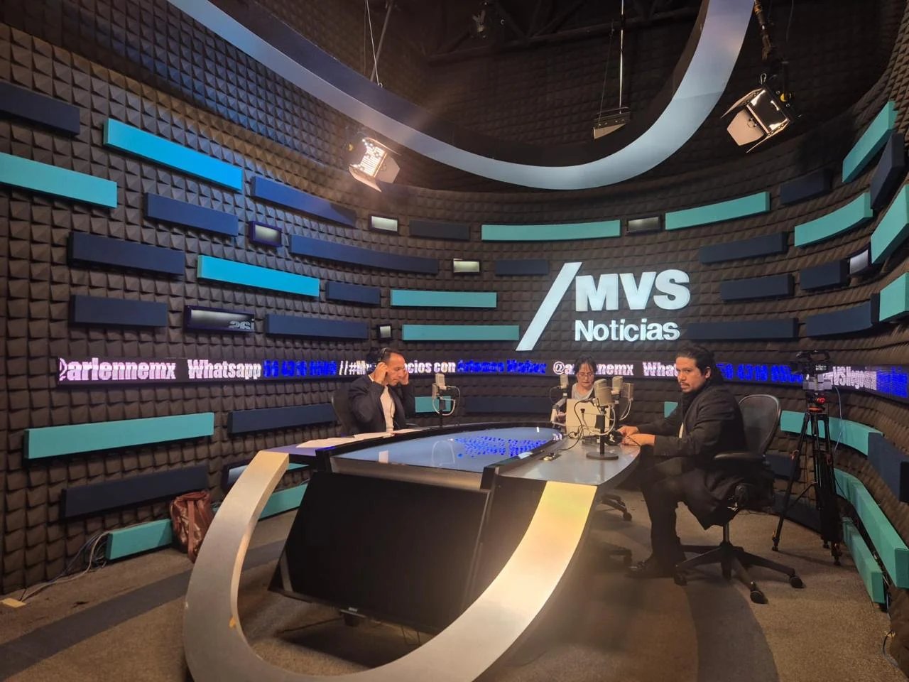 Participación de Alexis Soubran en el estudio de MVS