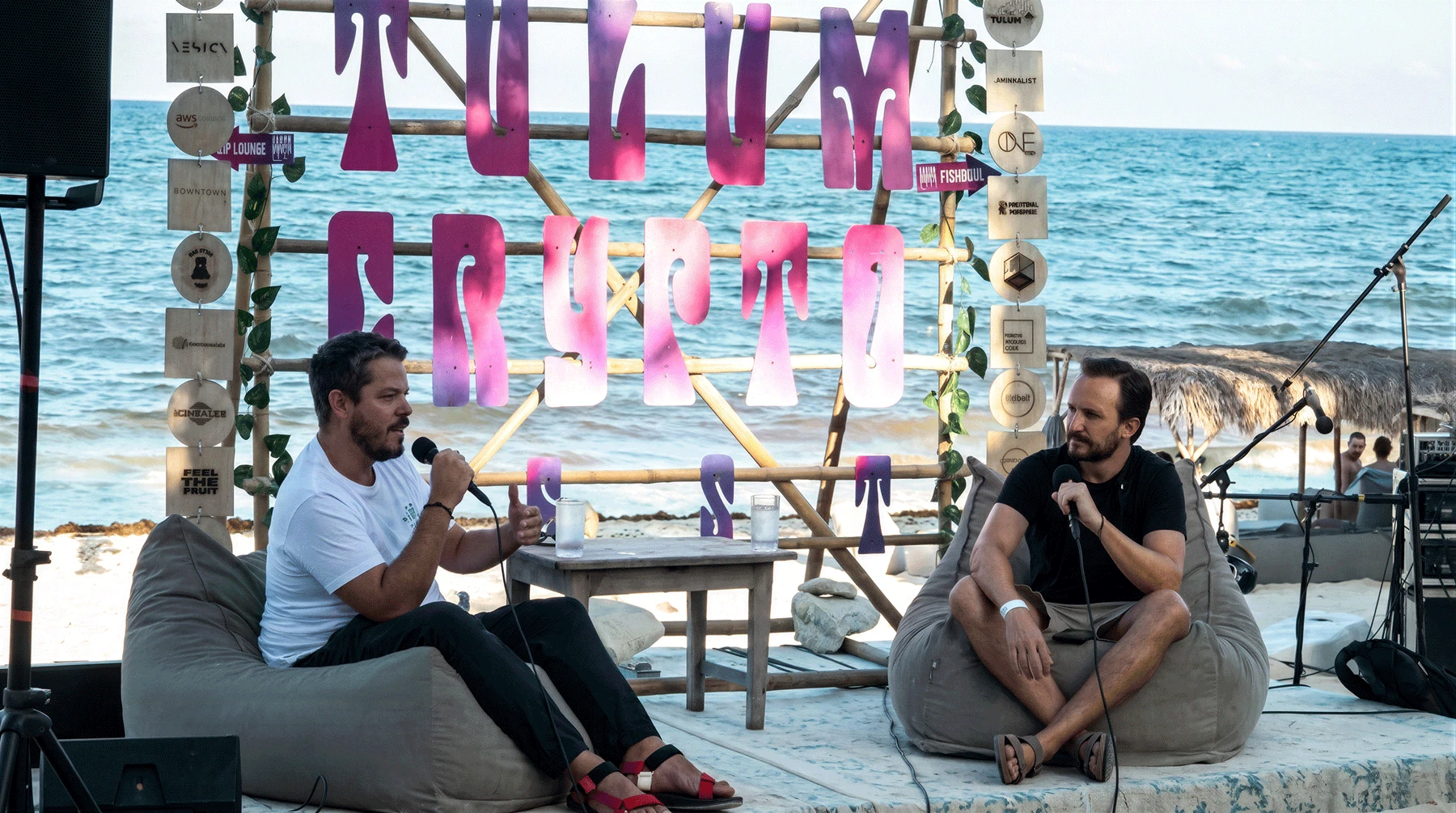 Conversation by the beach during a previous TIF edition